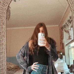 Meet your Posher, Angelina